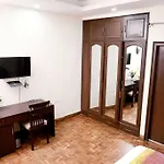 Divine India Service Apartment 3Bhk 1B Saket